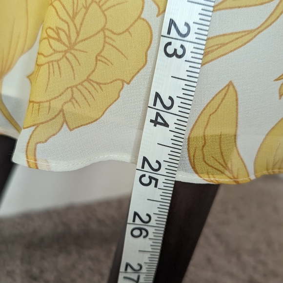 Cabi Sunrise Top with Camisole - Picture 7 of 9